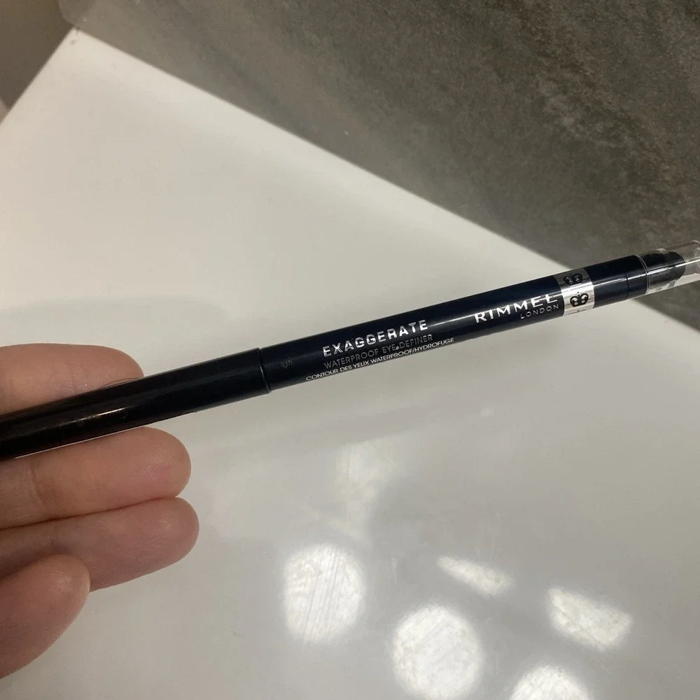 Rimmel Exaggerate‎ Waterproof Eye Definer ~ 262 Blackest Black